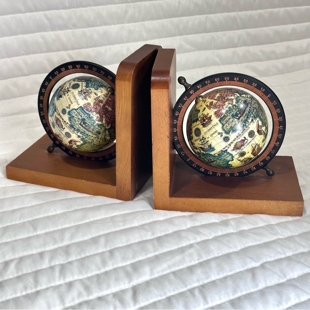 Pair of vintage globe bookends - Picture 9 of 9